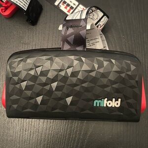 Mifold folding booster seat